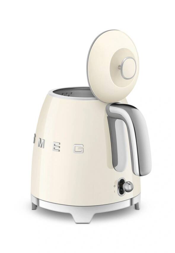 Smeg KLF05CREU 50's Style 0.8 Litre Krem Mini Kettle - 10