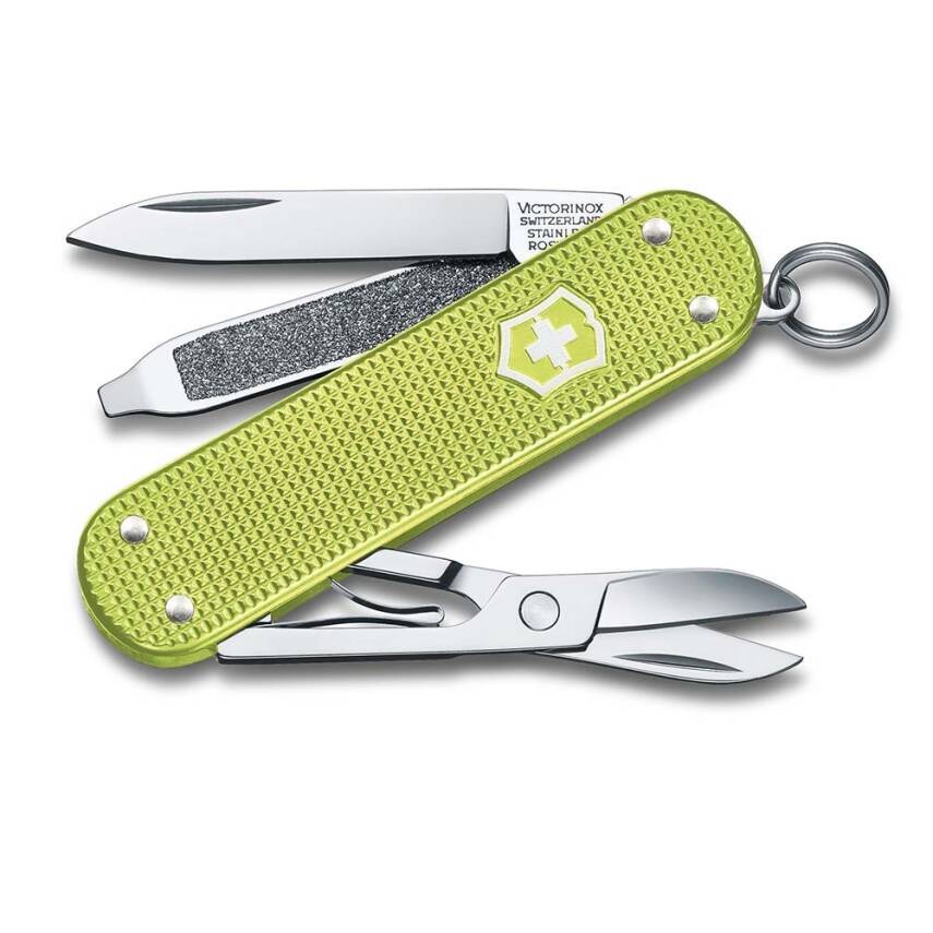 Victorinox 0.6221.241G Lime Twist Classic Alox Çakı - 5